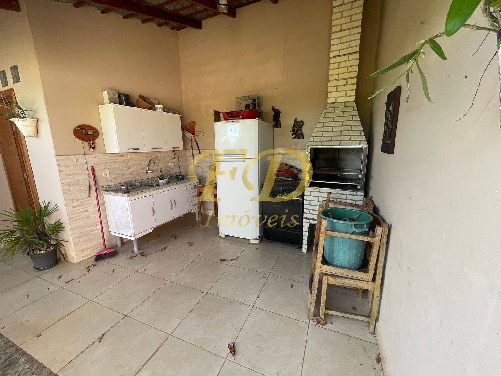 Casa à venda com 2 quartos, 390m² - Foto 15