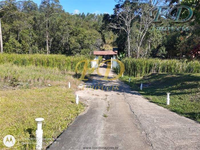 Fazenda à venda com 2 quartos, 900m² - Foto 2