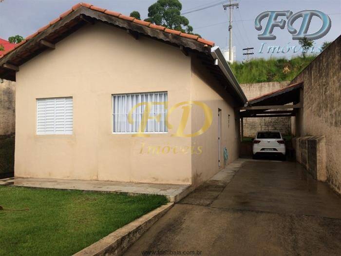 Casa à venda com 2 quartos, 90m² - Foto 1