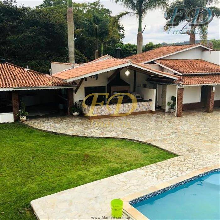 Fazenda à venda com 6 quartos, 500m² - Foto 2