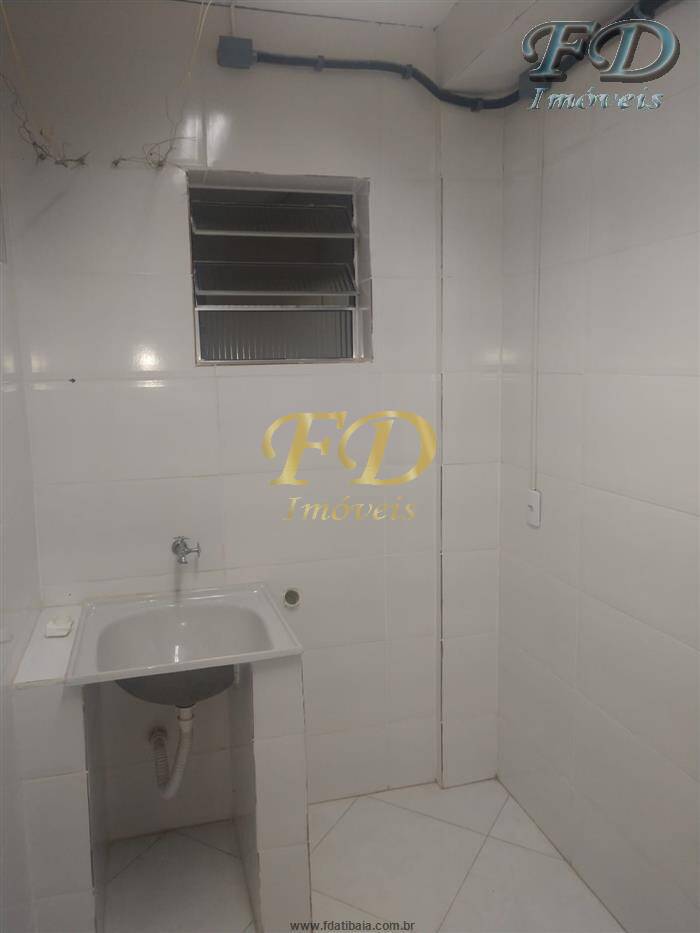 Casa à venda com 6 quartos, 240m² - Foto 19