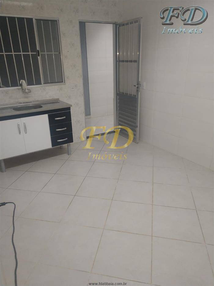 Casa à venda com 6 quartos, 240m² - Foto 28