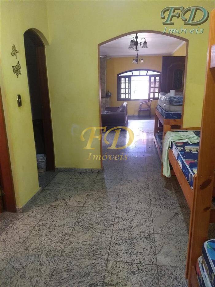 Fazenda à venda com 3 quartos, 400m² - Foto 2