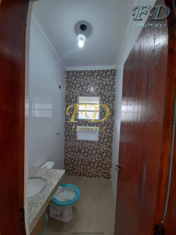 Casa à venda com 3 quartos, 100m² - Foto 3