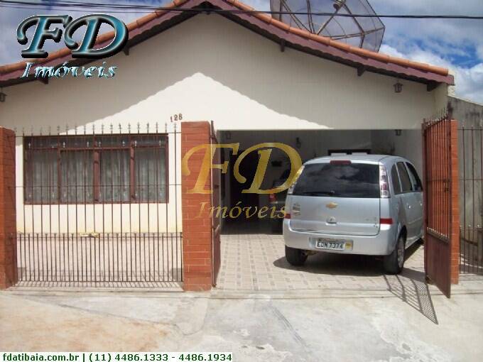 Casa à venda com 3 quartos, 250m² - Foto 1