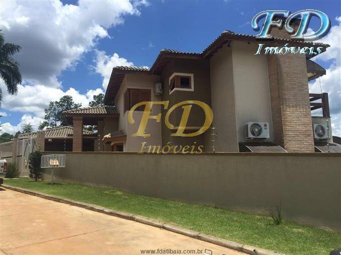 Fazenda à venda com 4 quartos, 750m² - Foto 1