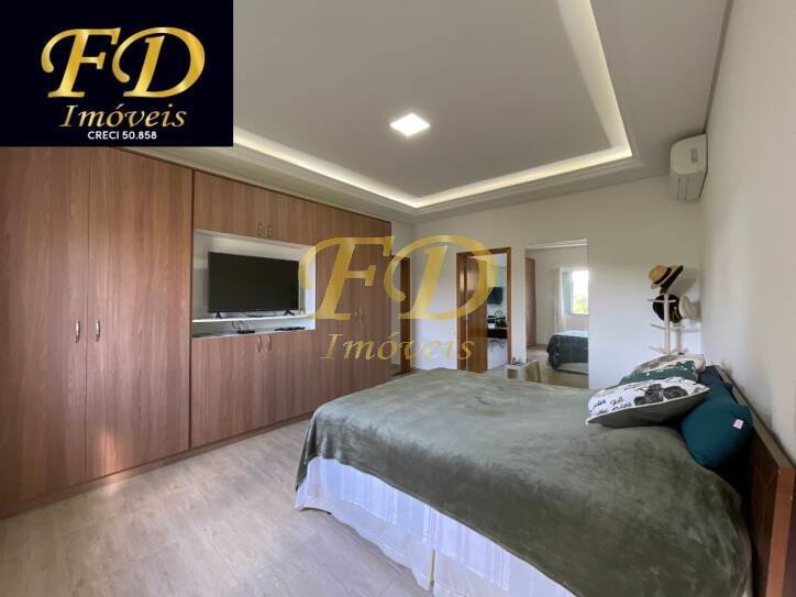 Fazenda à venda com 3 quartos, 410m² - Foto 9