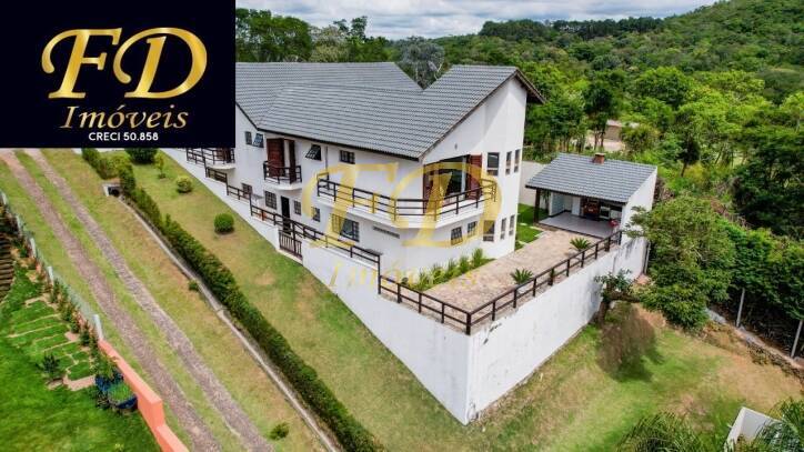 Casa de Condomínio à venda e aluguel com 4 quartos, 550m² - Foto 1