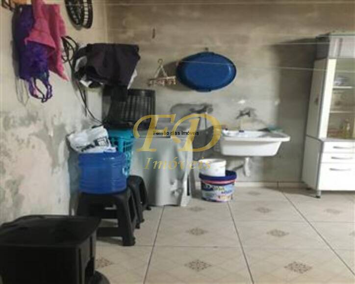 Casa à venda com 2 quartos, 90m² - Foto 10