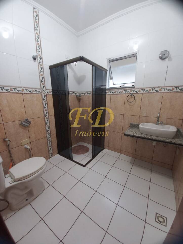 Casa à venda com 3 quartos, 250m² - Foto 6