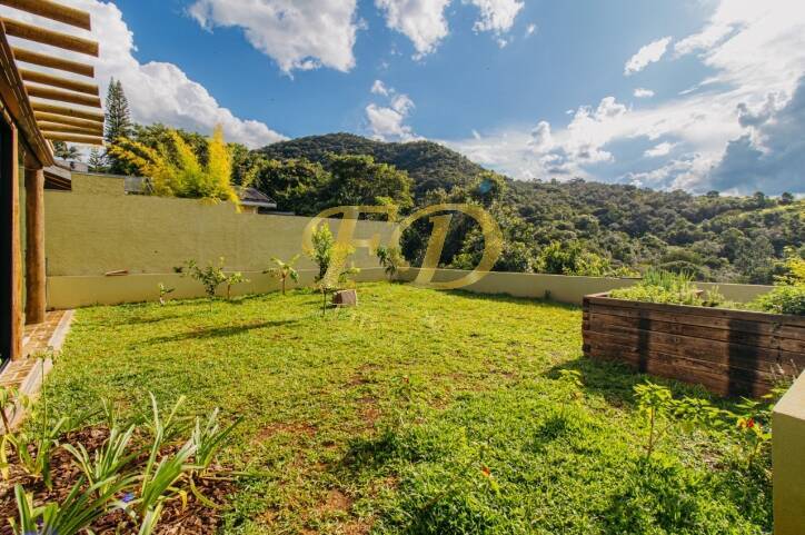 Casa de Condomínio à venda com 3 quartos, 300m² - Foto 29