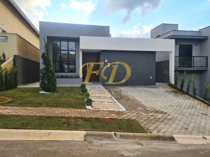 Casa de Condomínio à venda com 3 quartos, 150m² - Foto 1