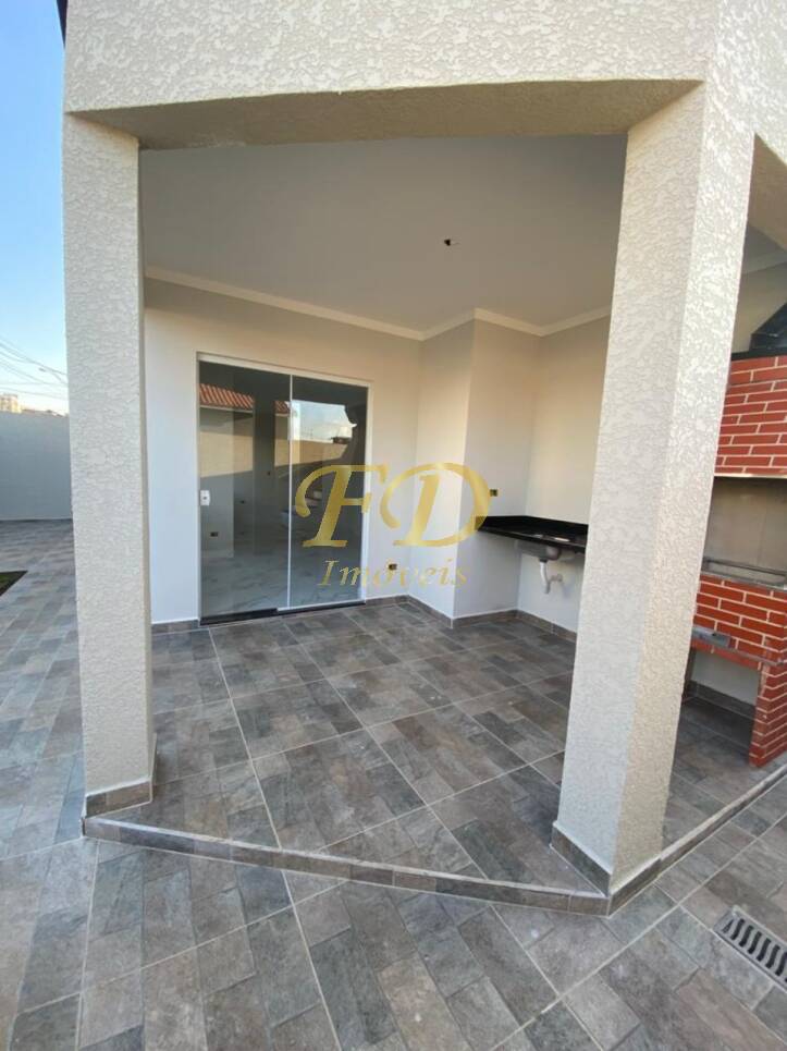 Casa à venda com 3 quartos, 101m² - Foto 11