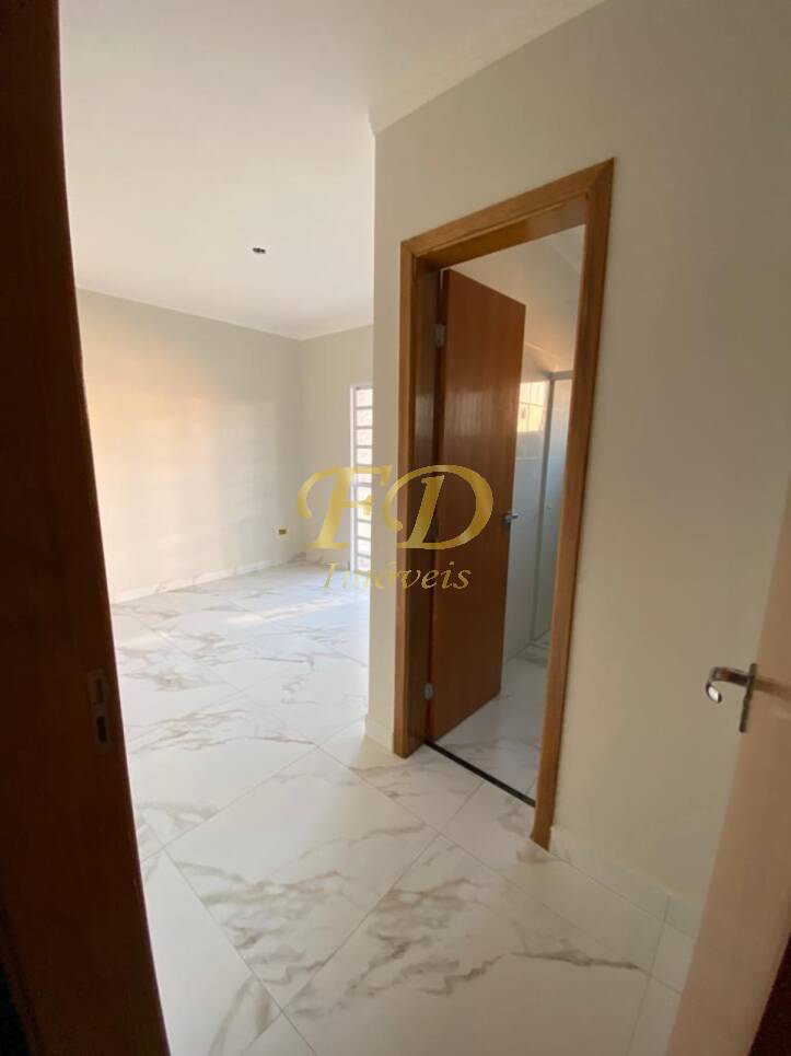 Casa à venda com 3 quartos, 101m² - Foto 13