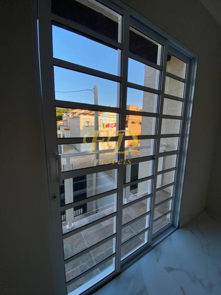 Casa à venda com 3 quartos, 101m² - Foto 17