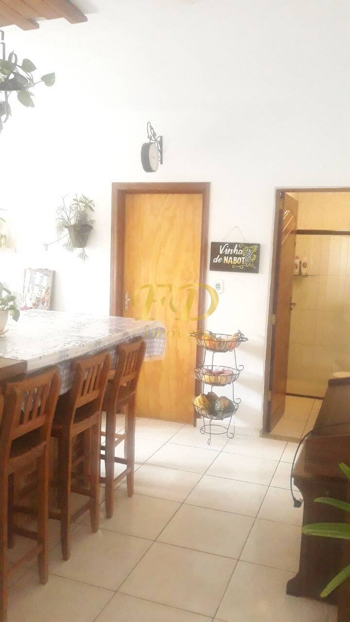 Casa à venda com 1 quarto, 80m² - Foto 5