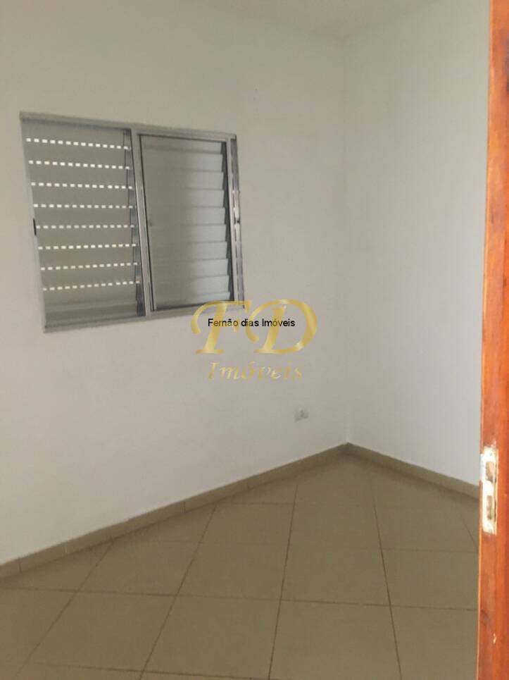 Casa à venda com 2 quartos, 90m² - Foto 5