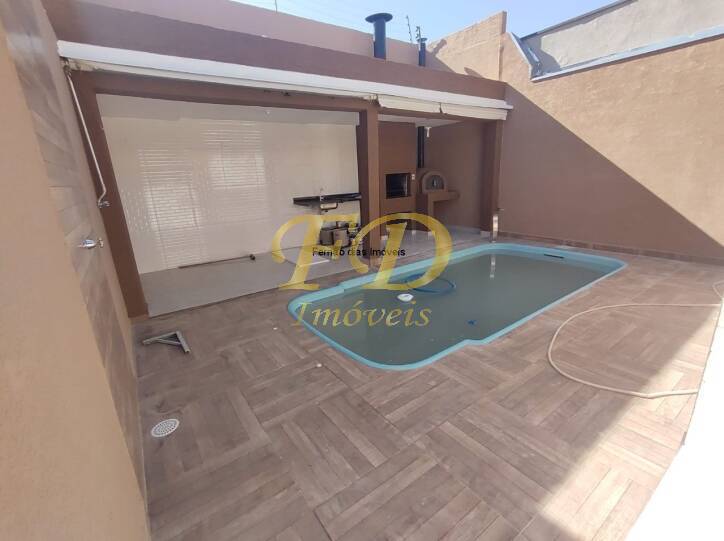 Casa à venda com 2 quartos, 91m² - Foto 12