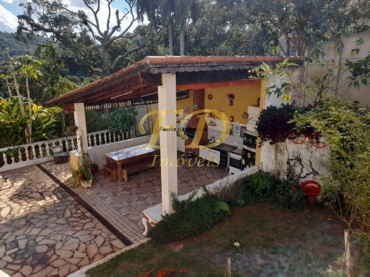 Fazenda à venda com 4 quartos, 160m² - Foto 2