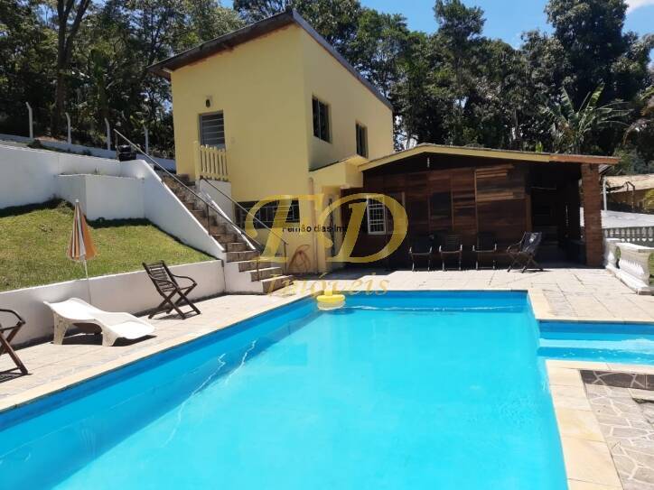 Fazenda à venda com 5 quartos, 290m² - Foto 1