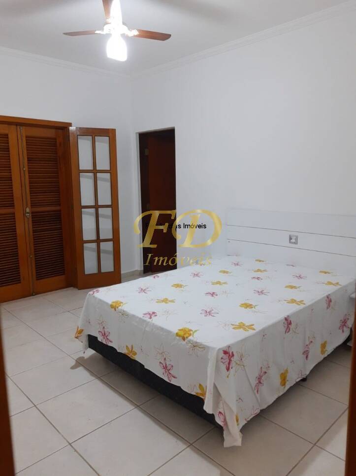 Casa de Condomínio à venda e aluguel com 3 quartos, 210m² - Foto 14