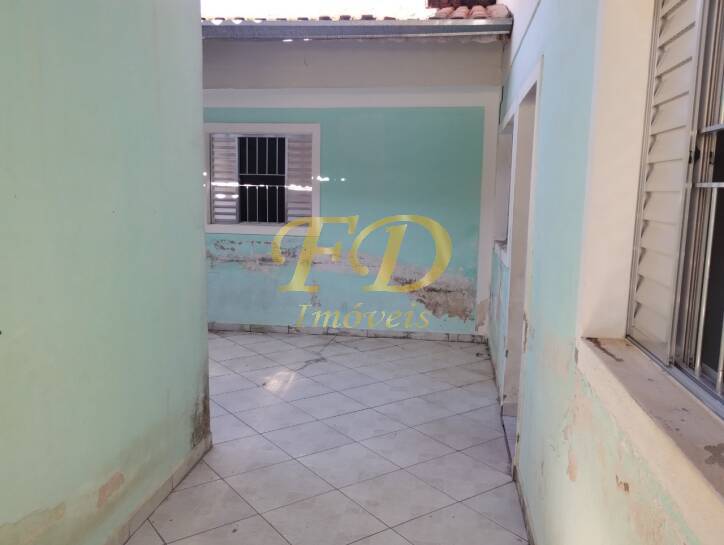 Casa à venda com 2 quartos, 400m² - Foto 10